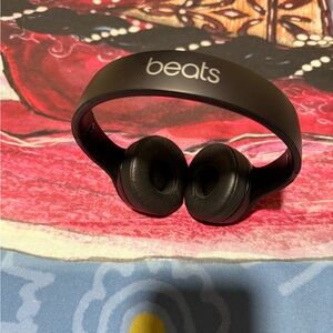 Beats by Dre Black Over-Ear Headphones